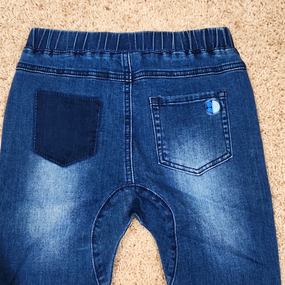 Blue Jeans - Picture 4 of 8